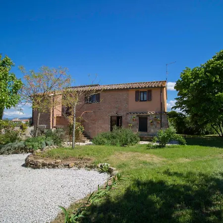 Holiday home Le Nuvole By Interhome Pucciarelli