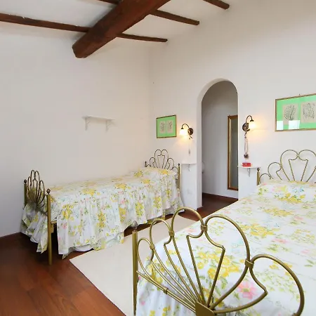 Le Nuvole By Interhome Pucciarelli