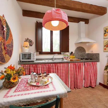 Сasa de vacaciones Le Nuvole By Interhome